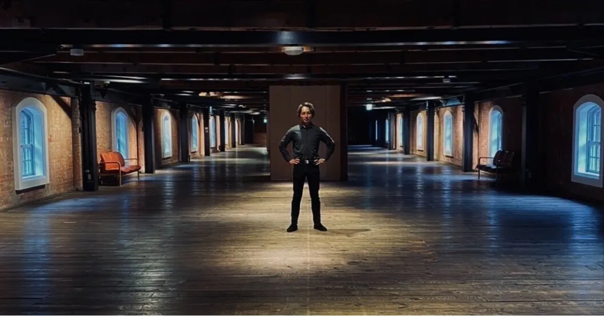 「感覚で街を変える」—“やるかどうか”は面白いかで決める。デザインで舞鶴を変える、若き創業者の原点と未来。